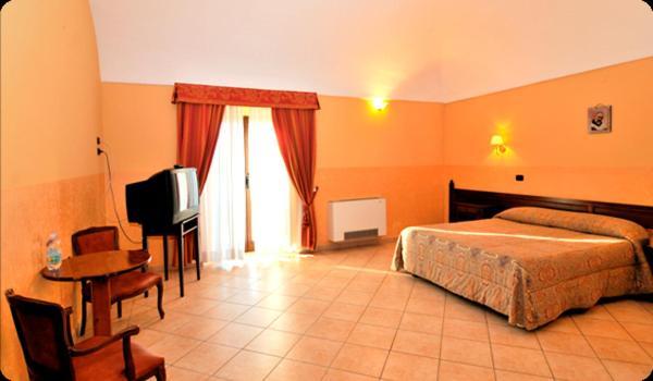 Tenuta Santa Lucia Hotel San Giovanni Rotondo Eksteriør billede